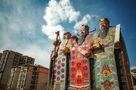 福祿壽酒店內部|「福祿壽」竟是大酒店，當選「中國最難看建築」，網友：能住。